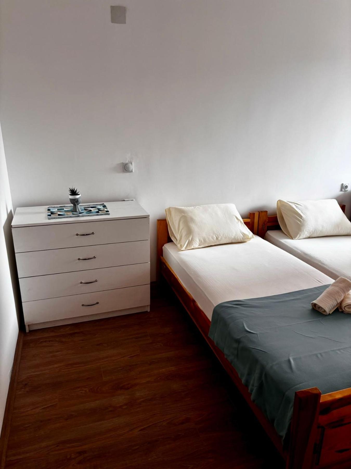 Central Comfort- Fresh & Modern บิโตลา ภายนอก รูปภาพ