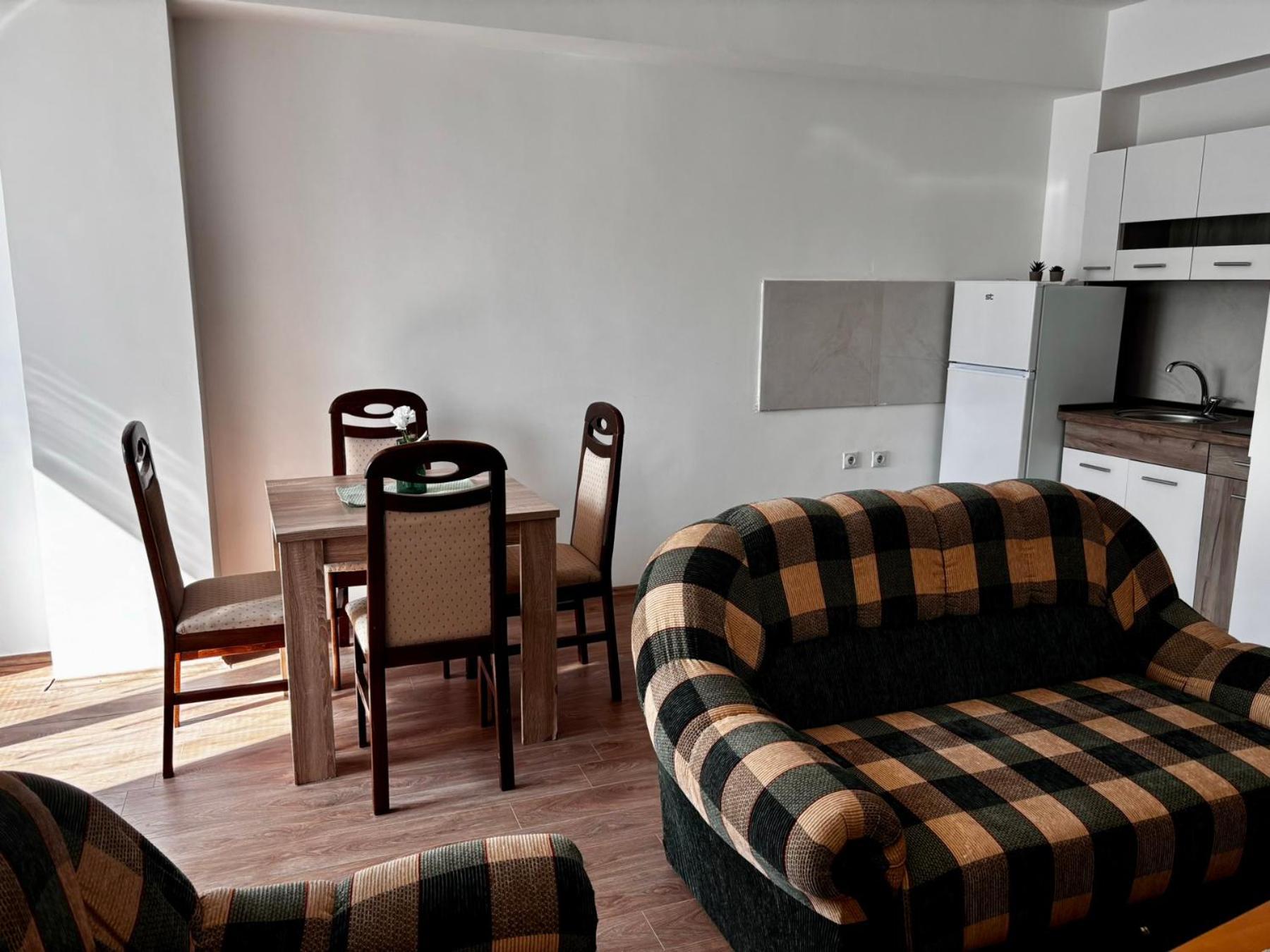Central Comfort- Fresh & Modern บิโตลา ภายนอก รูปภาพ